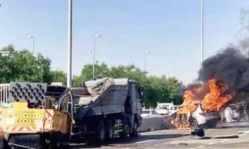 നിർത്തിയിട്ട ടാങ്കറിൽ കാറിടിച്ച്​ യുവാവ്​ മരിച്ചു