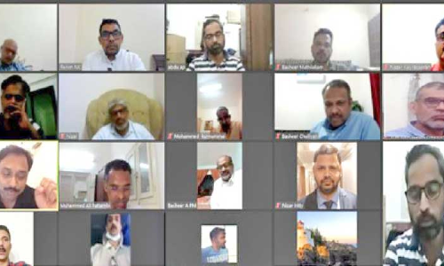 എ.​പി. അ​ബ്​​ദു​വി​ന് യാ​ത്ര​യ​യ​പ്പ് ന​ൽ​കി