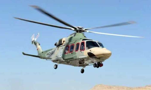 മലമുകളിൽനിന്ന്​ വീണ്​ പരിക്കേറ്റയാളെ ആശുപത്രിയിലെത്തിച്ചു