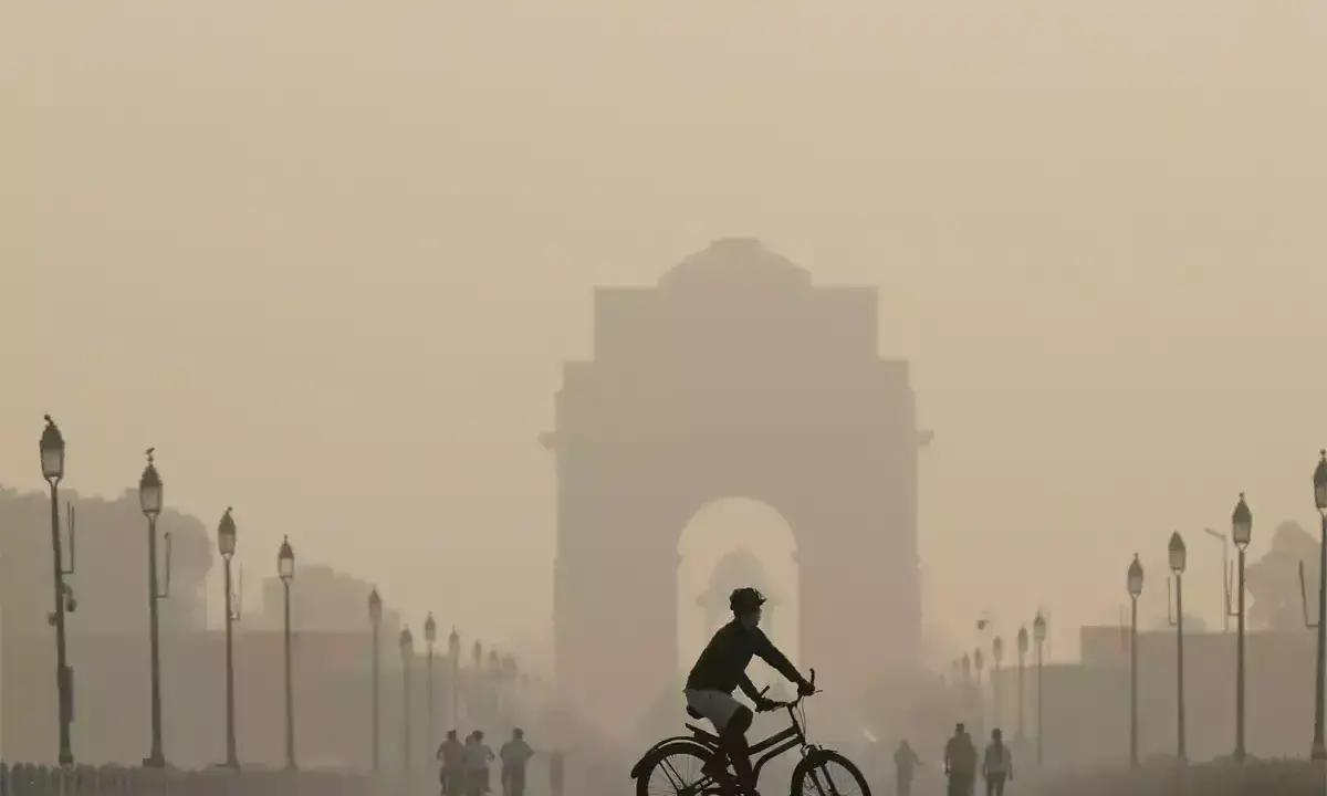 ഡൽഹിയിൽ അന്തരീക്ഷ വായുമലിനീകരണം രൂക്ഷം
