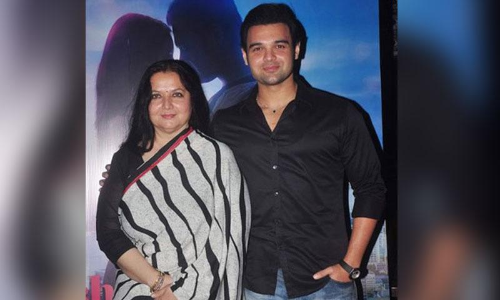 വിവാഹ വാഗ്​ദാനം നൽകി പീഡനം; മിഥുൻ ചക്രവർത്തിയുടെ ഭാര്യക്കും മകനുമെതിരെ എഫ്​.ഐ.ആർ