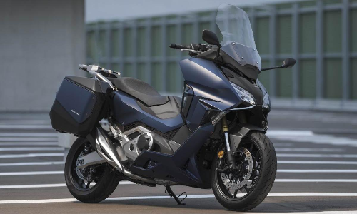 ഹോണ്ടയുടെ പതാകവാഹകൻ ഫോർസ 750 പുറത്തിറക്കി; കരുത്ത്​ 57 കുതിരശക്​തി