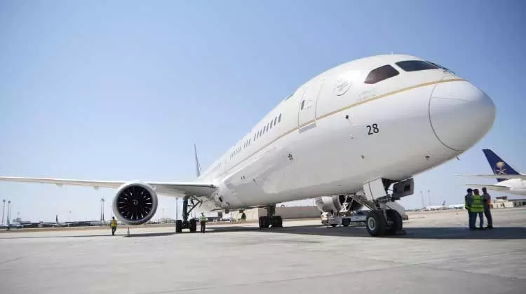 സൗദി എയർലൈൻസിന്​ പുതിയ ഡ്രീംലൈനർ വിമാനം