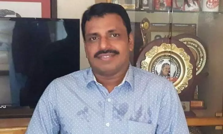 അധികാരം പങ്കിട്ടെടുക്കാനുള്ള കുറുക്കുവഴിയായി മാറരുത് കമ്മ്യൂണിസ്റ്റ് പാര്ട്ടിയെന്ന് പന്ന്യൻ രവീന്ദ്രന്റെ മകൻ അധികാരം പങ്കിട്ടെടുക്കാനുള്ള കുറുക്കുവഴിയായി മാറരുത് കമ്മ്യൂണിസ്റ്റ് പാര്ട്ടിയെന്ന് പന്ന്യൻ രവീന്ദ്രന്റെ മകൻ