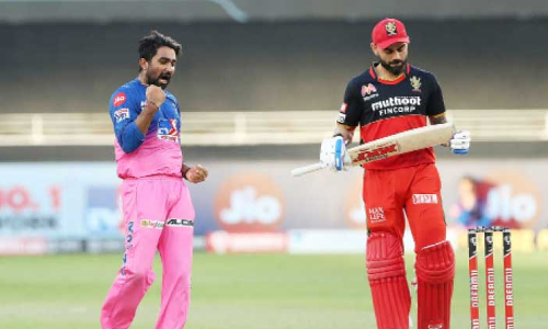 പിച്ചുകൾ തള​ർന്നോ?