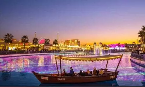 േഗ്ലാ​ബ​ൽ വി​ല്ലേ​ജി​ലേ​ക്ക്​ ബ​സ്​ സ​ർ​വി​സ്​ തു​ട​ങ്ങു​ന്നു