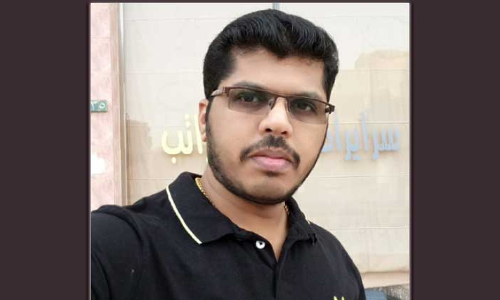 കവിത ചൊല്ലി തരംഗം തീർത്ത്​ ലിനീഷി​െൻറ പുതിയ ആൽബം