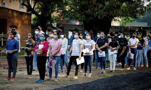 കോവിഡ്​ 19: നീറ്റ്​ പരീക്ഷയെഴുതിയ പെൺകുട്ടികളുടെ എണ്ണത്തിൽ കുറവ്​