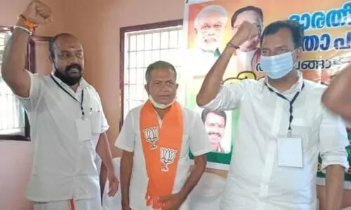 കൂത്തുപറമ്പിലെ ജീവിക്കുന്ന രക്തസാക്ഷി പുഷ്​പ​െൻറ സഹോദരൻ ബി.ജെ.പിയിൽ ചേർന്നെന്ന്​ കെ.സുരേന്ദ്രൻ