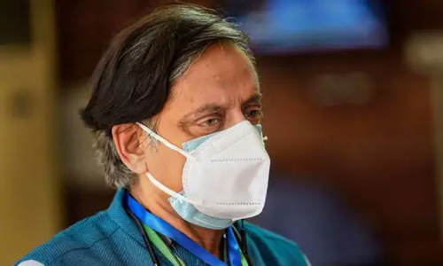 കോവിഡ് നേരിടുന്നതില്‍ മോദി സര്‍ക്കാര്‍ പരാജയപ്പെട്ടു -ലാഹോര്‍ സാഹിത്യോത്സവത്തില്‍ തരൂര്‍