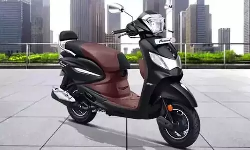 പ്ലഷർ പ്ലസ്​ പ്ലാറ്റിനം സ്​കൂട്ടർ അവതരിപ്പിച്ച്​ ഹീറൊ