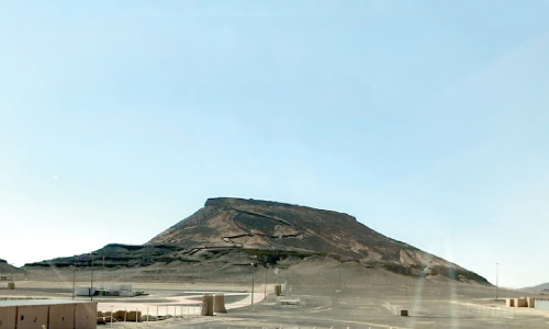 കാ​ഫി​ല​ക​ളു​ടെ ന​ഫൂ​ദ് മ​രു​ഭൂ​മി​യും ക​ട​ന്ന്