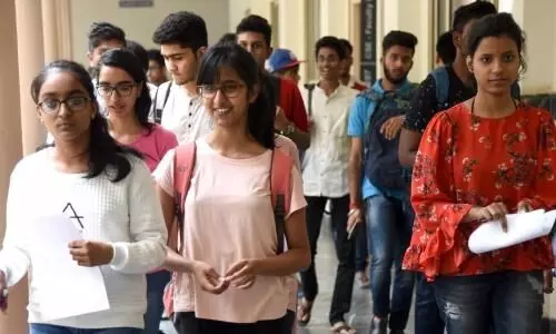 എൻജി. പ്രവേശനം: പിന്നാക്ക സംവരണത്തെ മറികടന്ന് മുന്നാക്ക സംവരണം എൻജി. പ്രവേശനം: പിന്നാക്ക സംവരണത്തെ മറികടന്ന് മുന്നാക്ക സംവരണം