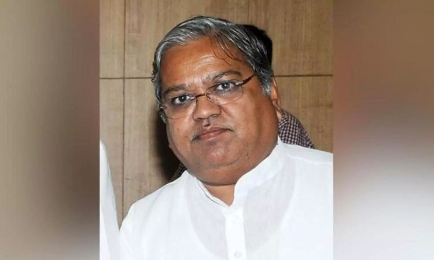 കോവിഡ്: കർണാടക ഉപമുഖ്യമന്ത്രി ഗോവിന്ദ് കർജോലി​െൻറ മകൻ ഗുരുതരാവസ്ഥയിൽ; എയർ ആംബുലൻസിൽ ഹൈദരാബാദിലേക്ക് മാറ്റി