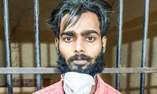 പെ​ൺ​കു​ട്ടി​യു​ടെ അ​ർ​ധ​ന​ഗ്​​ന ഫോ​ട്ടോ പ്ര​ച​രി​പ്പി​ച്ച യു​വാ​വ്​ പിടിയിൽ