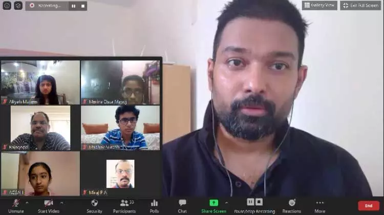 മനഃപാഠങ്ങള്ക്കപ്പുറത്തെ അറിവുകളുമായി ഗ്രെയിന്എഡ് ഓണ്ലൈന് ക്ലാസുകള് മനഃപാഠങ്ങള്ക്കപ്പുറത്തെ അറിവുകളുമായി ഗ്രെയിന്എഡ് ഓണ്ലൈന് ക്ലാസുകള്