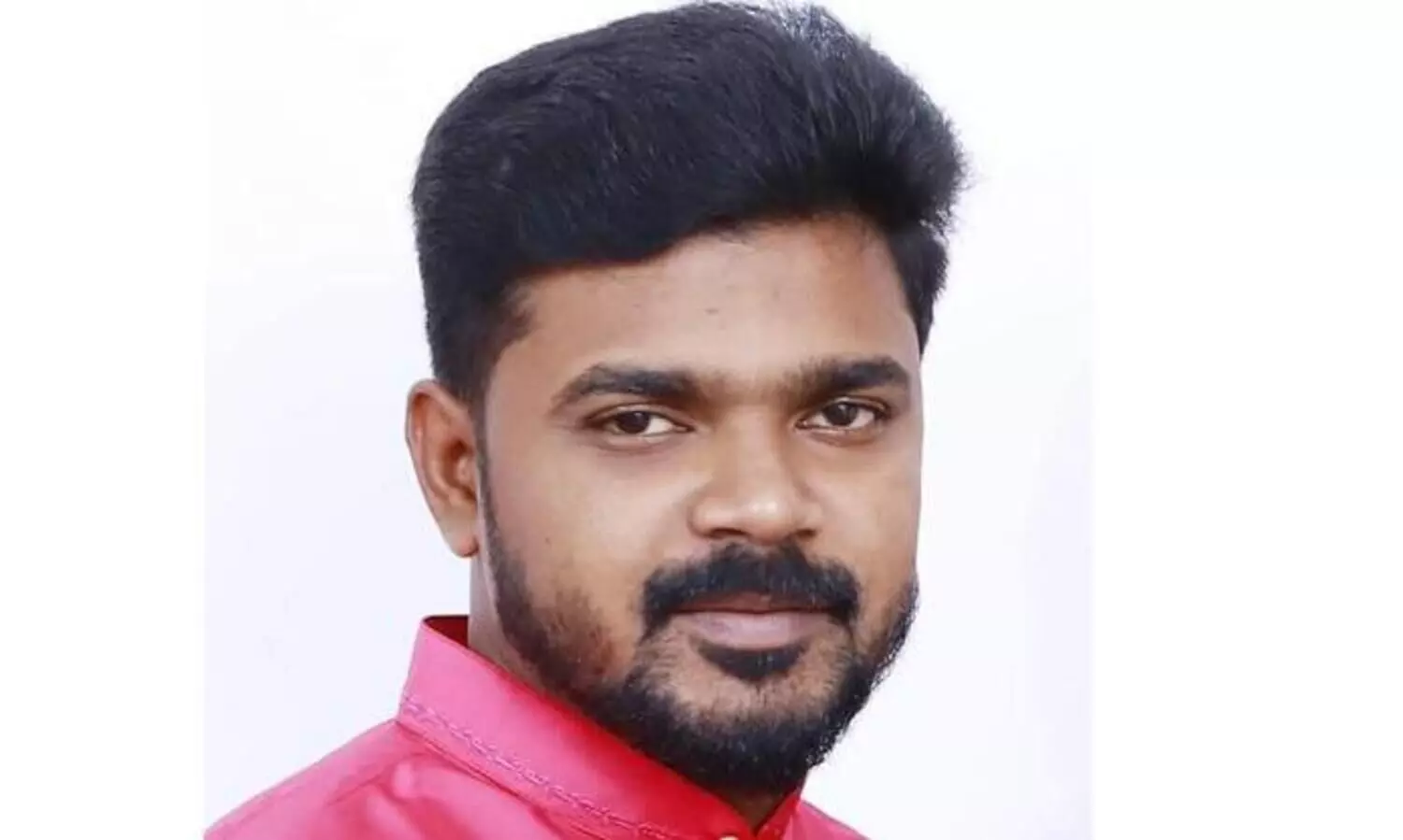 ജിസാനിൽ വാഹനമിടിച്ചു മരിച്ച ലിബിൻ തോമസി​െൻറ മൃതദേഹം നാട്ടിലെത്തിച്ചു