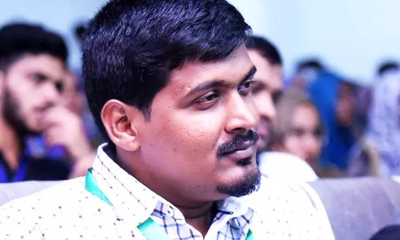 ഇടതു സര്ക്കാറിന്റെ സംവരണ അട്ടിമറി: സോളിഡാരിറ്റി കോടതിയെ സമീപിക്കും ഇടതു സര്ക്കാറിന്റെ സംവരണ അട്ടിമറി: സോളിഡാരിറ്റി കോടതിയെ സമീപിക്കും