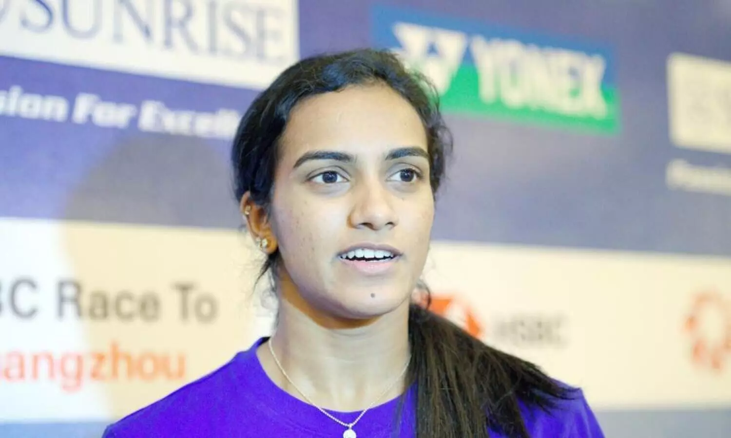 കുടുംബവുമായും കോച്ചുമായും ഒരു പ്രശ്​നവുമില്ല; അഛ​െൻറ വാദം തള്ളി പി.വി സിന്ധു