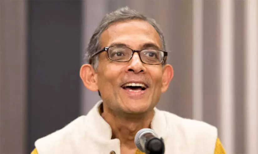 ദുർഗ പൂജക്ക് സർക്കാർ സഹായം; മമതയെ പിന്തുണച്ച് അഭിജിത് ബാനർജി