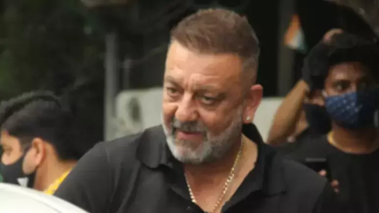 ശ്വാസകോശ അർബുദത്തെ തോൽപ്പിച്ച് സഞ്ജയ് ദത്ത്; മകളുടെ പിറന്നാൾ ദിനത്തിൽ ഇൻസ്റ്റഗ്രാം പോസ്റ്റ് ശ്വാസകോശ അർബുദത്തെ തോൽപ്പിച്ച് സഞ്ജയ് ദത്ത്; മകളുടെ പിറന്നാൾ ദിനത്തിൽ ഇൻസ്റ്റഗ്രാം പോസ്റ്റ്