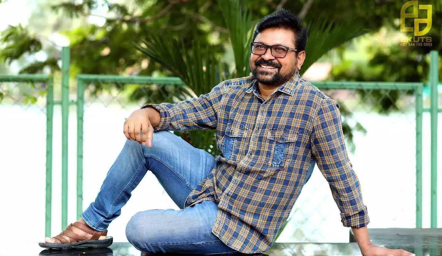 വർഷങ്ങൾക്ക് മുമ്പ് ഒരു ഹലാൽ സിനിമ സംവിധാനം ചെയ്ത കഥയുമായി സലാം ബാപ്പു വർഷങ്ങൾക്ക് മുമ്പ് ഒരു ഹലാൽ സിനിമ സംവിധാനം ചെയ്ത കഥയുമായി സലാം ബാപ്പു