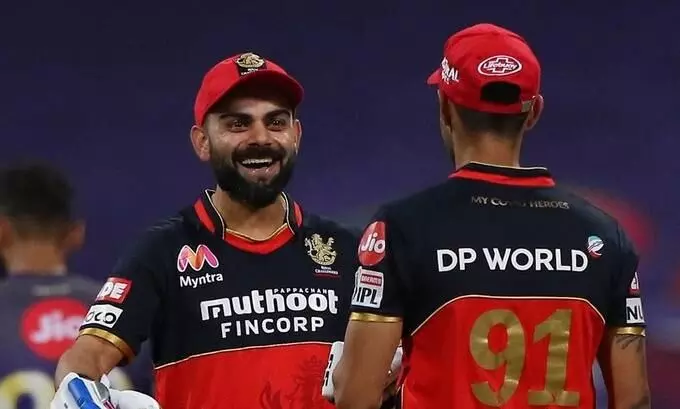 എല്ലാം പെട്ടെന്നായിരുന്നു; കൊൽകത്തയെ നാണംകെടുത്തി ബാംഗ്ലൂർ എല്ലാം പെട്ടെന്നായിരുന്നു; കൊൽകത്തയെ നാണംകെടുത്തി ബാംഗ്ലൂർ