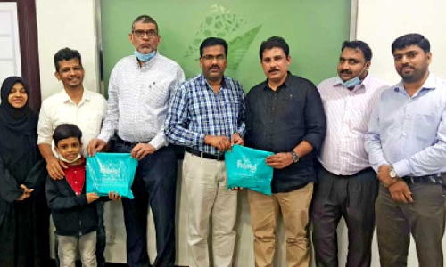 ഗൾഫ് മാധ്യമംക്വിസ് മത്സര വിജയികൾക്ക് സമ്മാനം വിതരണം ചെയ്തു ഗൾഫ് മാധ്യമംക്വിസ് മത്സര വിജയികൾക്ക് സമ്മാനം വിതരണം ചെയ്തു