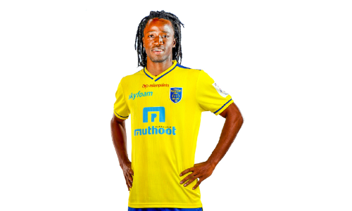 ബ്ലാസ്​റ്റേഴ്​സ്​ ഡിഫൻസ്​; മെയ്​ഡ്​ ഇൻ ആഫ്രിക്ക