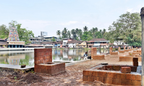 തളി-കുറ്റിച്ചിറ കുളക്കടവുകളിൽ പൈതൃക പദ്ധതിക്ക്​ തുടക്കം