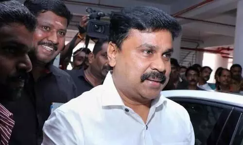 നടിയെ ആക്രമിച്ച കേസ്; മറ്റൊരു കോടതിയിലേക്ക് മാറ്റണമെന്ന് പ്രോസിക്യൂഷൻ