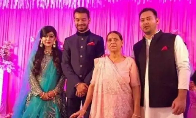 നിതീഷ് കുമാറിന് വോട്ടഭ്യർഥിച്ച് ലാലു പ്രസാദിെൻറ മരുമകൾ നിതീഷ് കുമാറിന് വോട്ടഭ്യർഥിച്ച് ലാലു പ്രസാദിെൻറ മരുമകൾ