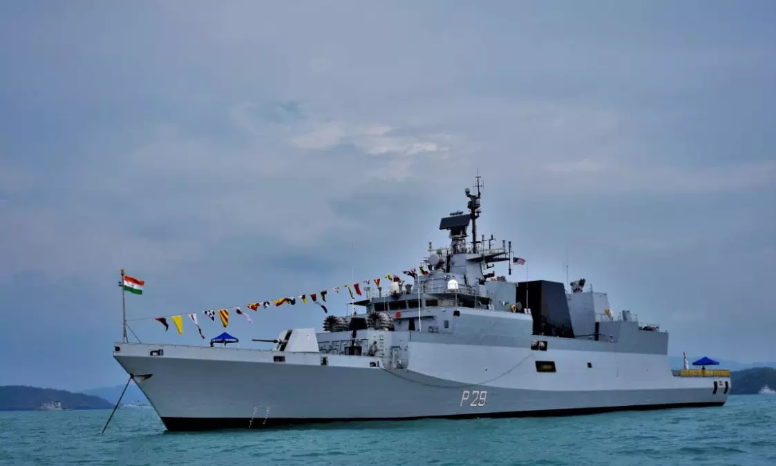 നാവികസേനയുടെ കരുത്ത് കൂട്ടാൻ ഇനി ഐ.എൻ.എസ് കവരത്തി