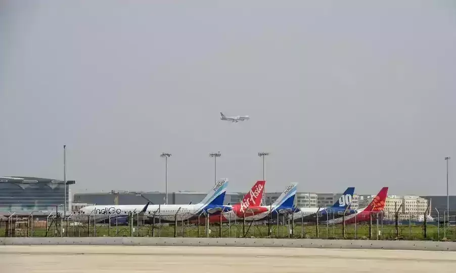 വിസ നിയന്ത്രണങ്ങളിൽ ഭാഗിക ഇളവുമായി കേന്ദ്രസർക്കാർ