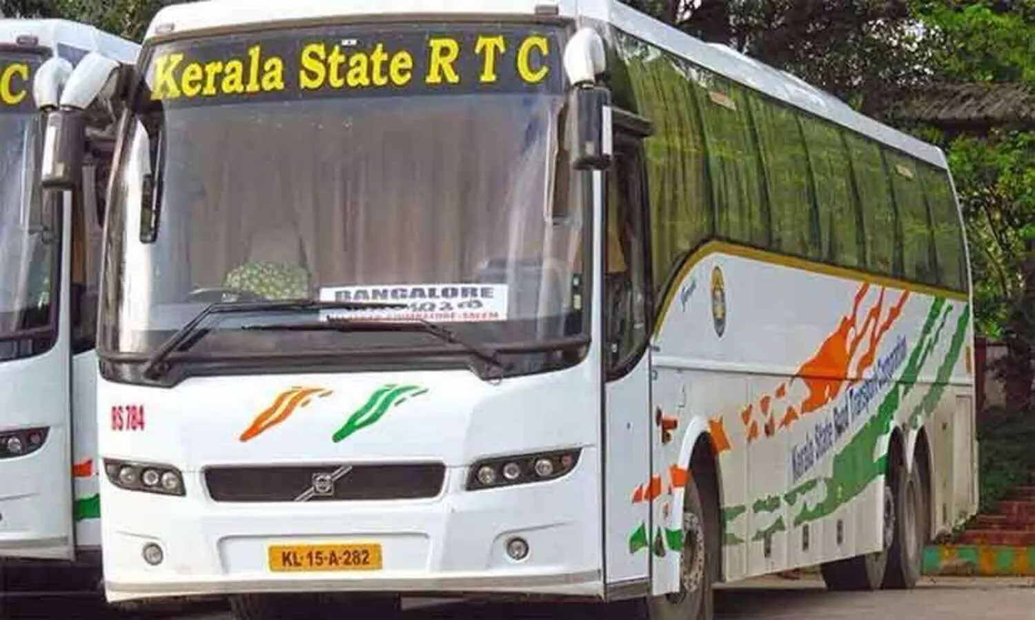 എ.സി ബസ്​ നിരക്ക് കുത്തനെ കുറച്ച്​ കെ.എസ്​.ആർ.ടി.സി