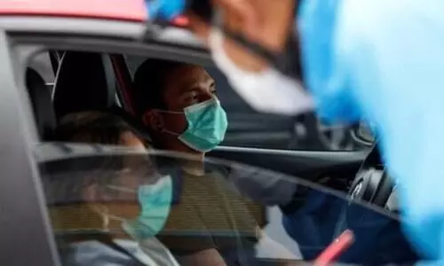 കാർ യാത്രക്ക്​ മാസ്​ക്​ നിർബന്ധം