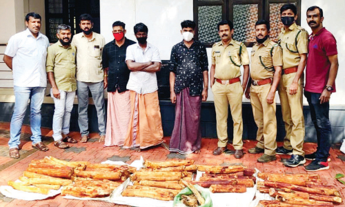 121 കിലോ ചന്ദനവുമായി മൂന്നുപേര്‍ പിടിയില്‍