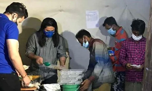 റോഹിങ്ക്യകൾക്ക്​ ഭക്ഷണം വിതരണം ചെയ്​ത ഹോട്ടലുകൾക്ക്​ ഭീഷണി; പിന്മാറില്ലെന്ന്​ ഹോട്ടലുടമ