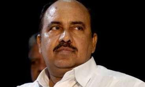 അഴിമതി: നേതാവിനെ രക്ഷിക്കാൻ ഭരണ-പ്രതിപക്ഷ ​​െഎക്യം, അമർഷത്തിൽ അണികൾ