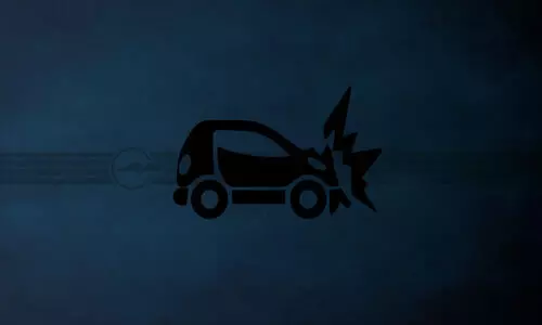 മദ്യലഹരിയിൽ സി.െഎ ഓടിച്ച കാറിടിച്ച് ബൈക്ക് യാത്രികക്ക് പരിക്ക്