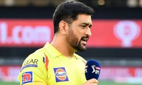 രണ്ടാം മത്സരം മുതൽ എല്ലാം കൈവിട്ടു; ക്യാപ്​റ്റന്​ ഒളിച്ചോടാനാകില്ല-ധോണി