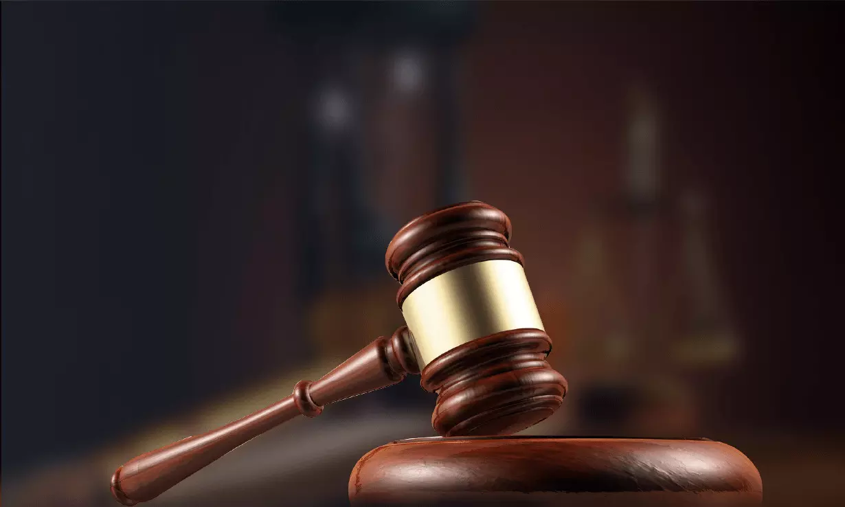 നടിയെ ആക്രമിച്ച കേസ്: വിചാരണ നിർത്തിവെക്കണമെന്ന ഹരജി തള്ളി നടിയെ ആക്രമിച്ച കേസ്: വിചാരണ നിർത്തിവെക്കണമെന്ന ഹരജി തള്ളി