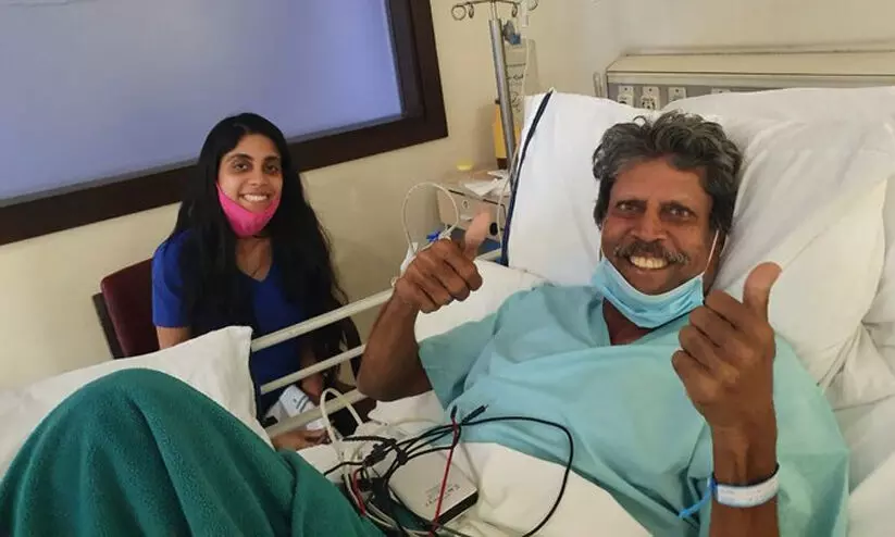 കപില്‍ സുഖമായിരിക്കുന്നു; ആശുപത്രിയില്‍നിന്നുള്ള ചിത്രം