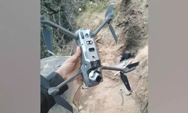 അതിർത്തികടന്ന പാക് സേനയുടെ ഡ്രോൺ ഇന്ത്യൻ സൈന്യം വെടിവെച്ചിട്ടു