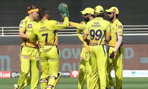 ചെന്നൈ ജയിച്ചേ...; ബാംഗ്ലൂരിനെ എട്ട്​ വിക്കറ്റിന്​ തകർത്ത്​ മഞ്ഞപ്പട