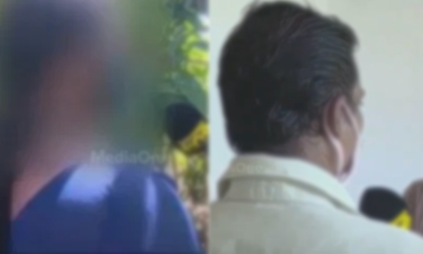 വാളയാർ കേസിൽ കുറ്റം ഏറ്റെടുക്കാൻ പൊലീസ് നിർബന്ധിച്ചെന്ന് പെൺകുട്ടികളുടെ അച്ഛൻ വാളയാർ കേസിൽ കുറ്റം ഏറ്റെടുക്കാൻ പൊലീസ് നിർബന്ധിച്ചെന്ന് പെൺകുട്ടികളുടെ അച്ഛൻ