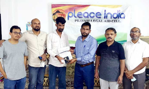 വിസ ഏജൻറി​െൻറ ചതിയിൽപെട്ട അജിത് ചന്ദ്രൻ നാടണഞ്ഞു