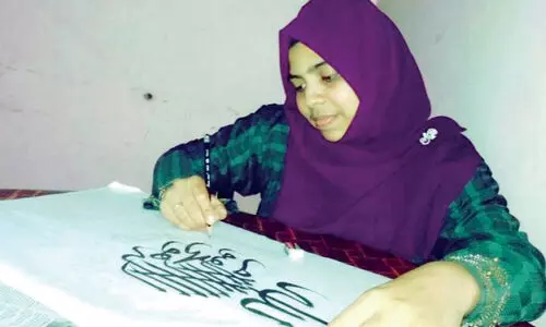 അറബിക് കാലിഗ്രഫിയിൽ കരവിരുതുതീർത്ത് റംഷീന