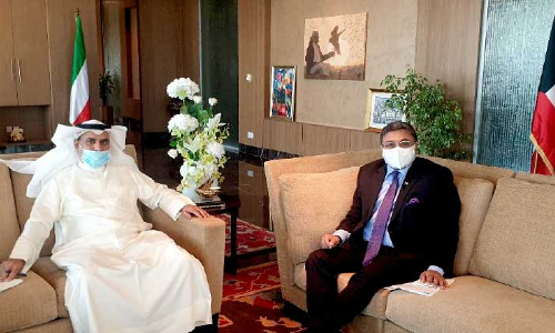 ഇന്ത്യൻ അംബാസഡർ വിദ്യാഭ്യാസ മന്ത്രിയെ സന്ദർശിച്ചു