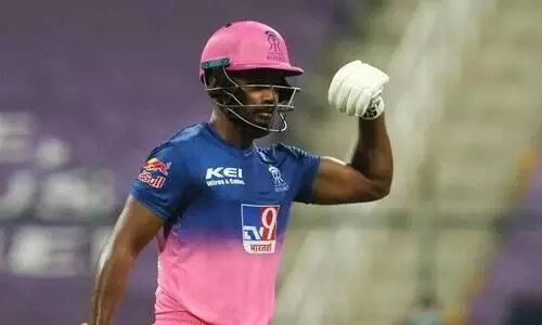 മധുരഗീതം പോലൊരു ഇന്നിങ്​സ്​; സഞ്​ജുവിന്​ കയ്യടിച്ച്​ കമൻററി ബോക്​സും